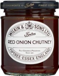 WILKIN & SONS - 'TIPTREE' Red Onion Chutney 220g