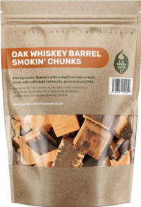GREEN OLIVE FIREWOOD Whiskey Wood BBQ Smokin' Chunks 5L